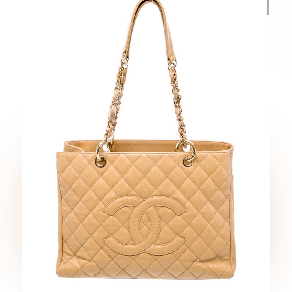 Chanel Grand Shopping Tote (GST) in Beige Caviar Leather